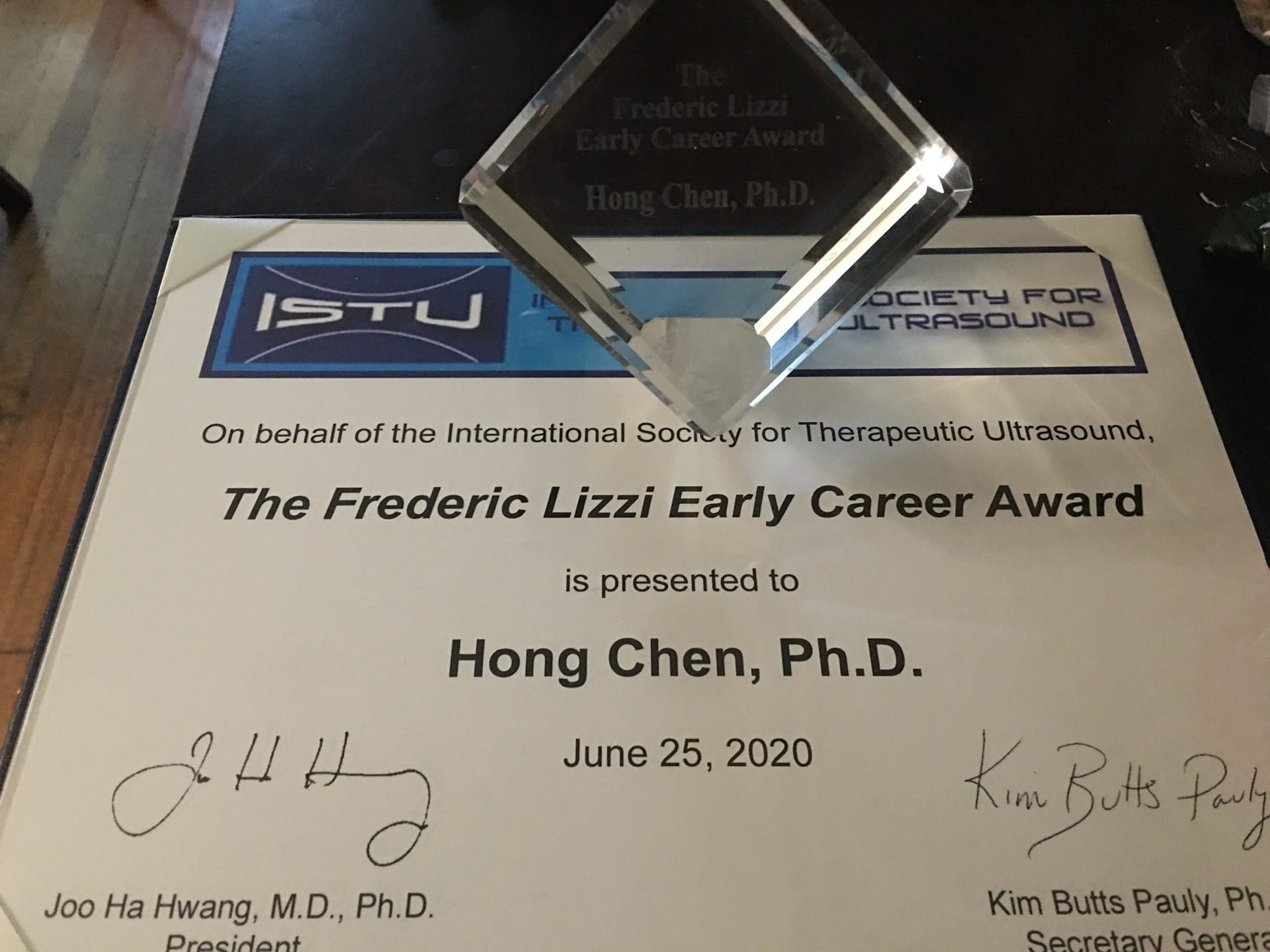 Congratulations to Dr. Chen for winning the ISTU Lizzi Award!